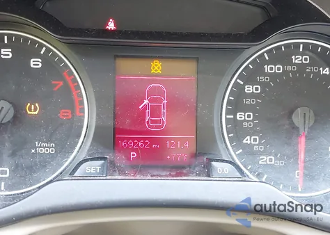 2010 Audi A4 2.0T Premium z USA, uszkodzony, nr VIN WAUAFAFL2AN007057